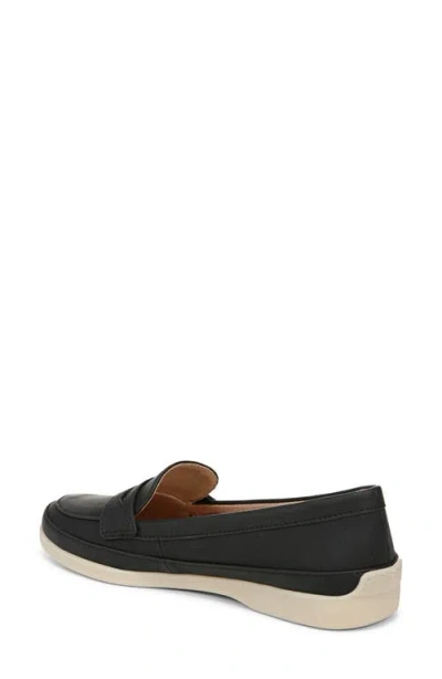 Lifestride Malta Penny Loafer