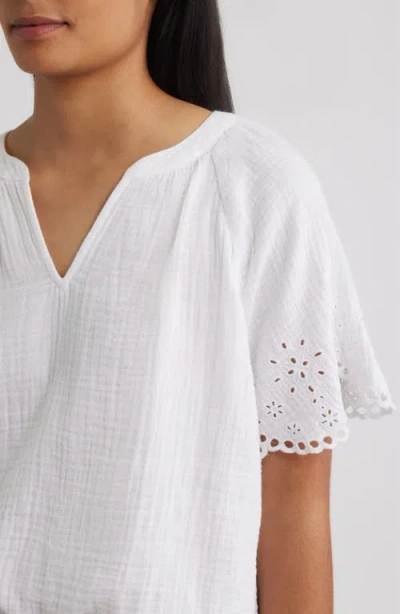 Beachlunchlounge Dessa Eyelet Detail Cotton Top In White