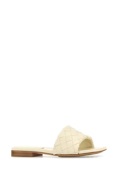 Bottega Veneta Women Ivory Leather Parco Slippers