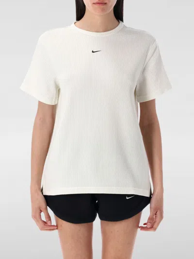 Nike Ribbed Short-sleeve T-shirt In White