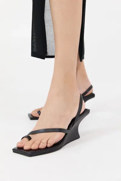 St Agni Architectural Wedge In Black