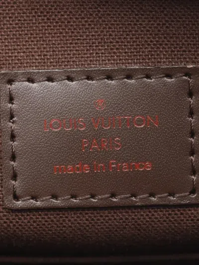 Pre-owned Louis Vuitton 2011 Trotteur Beaubourg Shoulder Bag In Brown