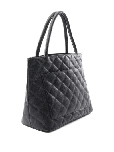 Pre-owned Chanel 2004 Quilted Caviar Leather Shoulder Bag In Black