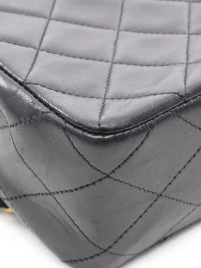 Pre-owned Chanel 1989 Mini Matelasse Chain Shoulder Bag