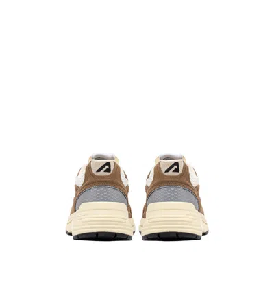 Autry Hyperway Beige Low Top Sneakers With Logo Patch On Side And Tongue In Suede And Mesh Woman In Brown