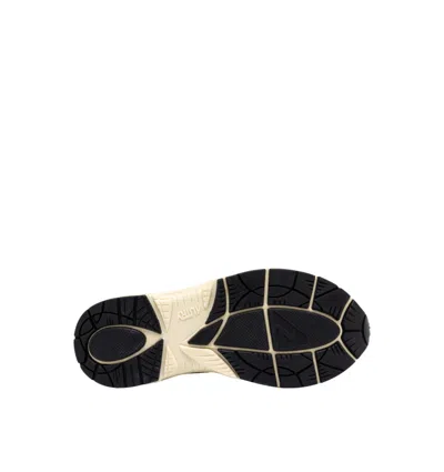 Autry Hyperway Beige Low Top Sneakers With Logo Patch On Side And Tongue In Suede And Mesh Woman In Brown