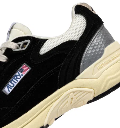 Autry Hyperway Black Low Top Sneakers With Logo Patch On Tongue And Side In Tech Fabric Man