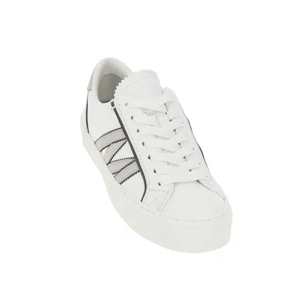 Moncler Sneakers Monaco2 En Cuir Pailleté In White