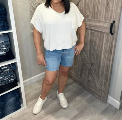 Ces Femme V-neck Boxy Fit Lightweight Spring Knit Sweater Top In Off White In White