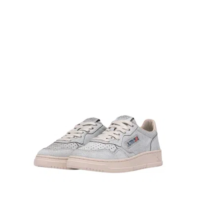 Autry Medalist Low Sue Scrap Wht Pinktint In Gray
