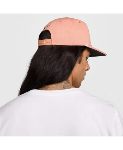 Nike Men's And Women's Coral Retro Pro Performance Snapback Hat