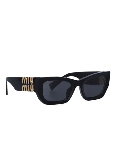 Miu Miu Cat-eye Sunglasses In Black