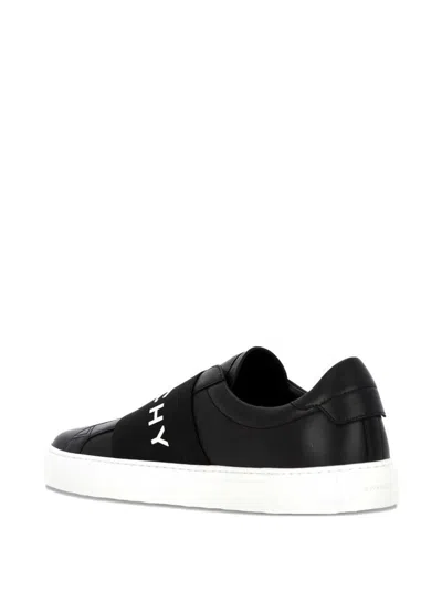 Givenchy Calfskin Leather Sneakers With Printed Logo And Contrasting Sole In Black