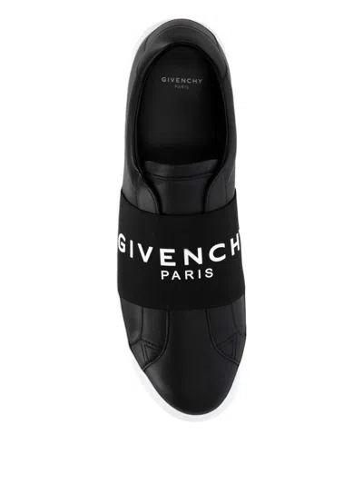Givenchy Calfskin Leather Sneakers With Printed Logo And Contrasting Sole In Black