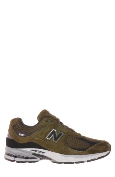 New Balance Gender Inclusive 2002r Sneaker In Green