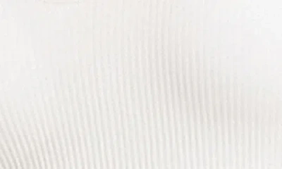 Wishlist Seamless Scoop Neck Bralette In White
