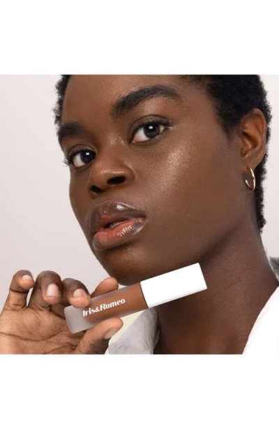 Iris & Romeo Best Skin Days Treatment Concealer With Vitamin C, Hyaluronic Acid And Niacinamide 14 0.22 oz