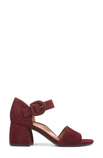 Vionic Chardonnay Block Heel Sandal