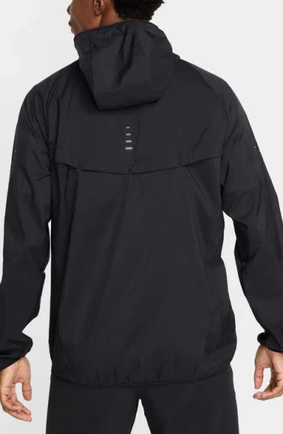 Nike Stride Dri-fit Uv Hooded Running Jacket In Black