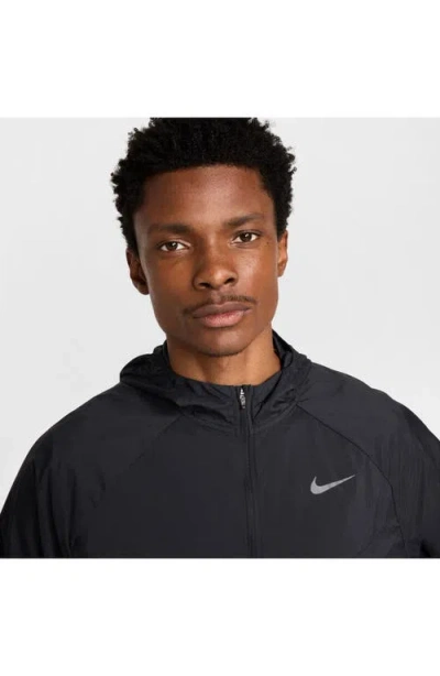 Nike Stride Dri-fit Uv Hooded Running Jacket In Black