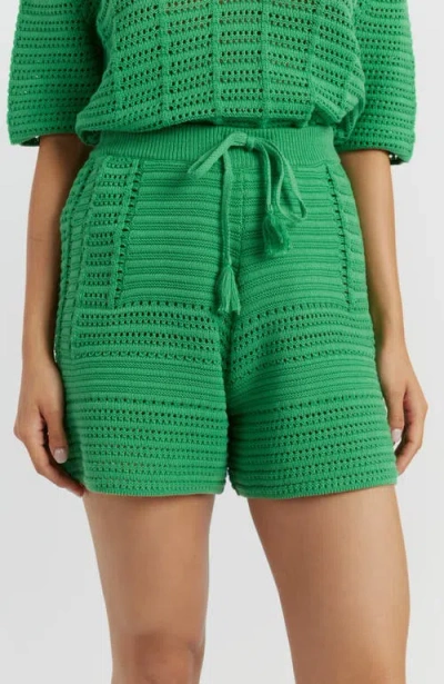 Chinti & Parker Cotton Crochet Short In Green