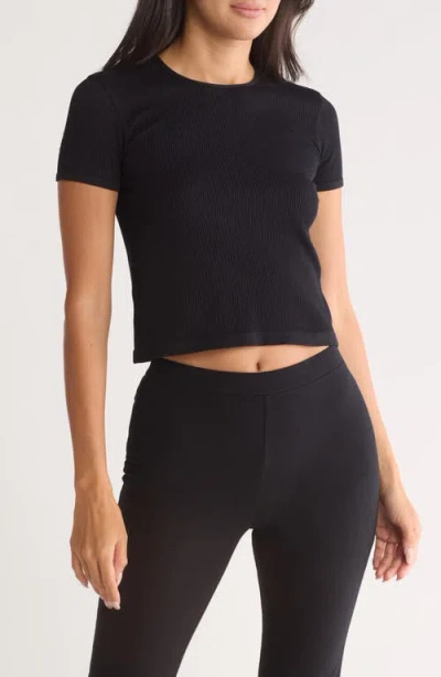 Abound Seamless Crewneck Baby Tee