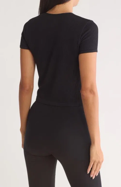 Abound Seamless Crewneck Baby Tee