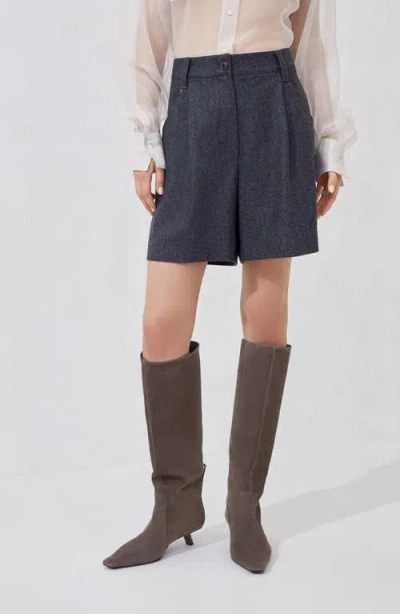 Brunello Cucinelli Baggy Shorts With Monili In Black
