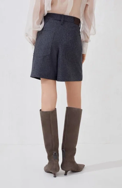 Brunello Cucinelli Baggy Shorts With Monili In Black