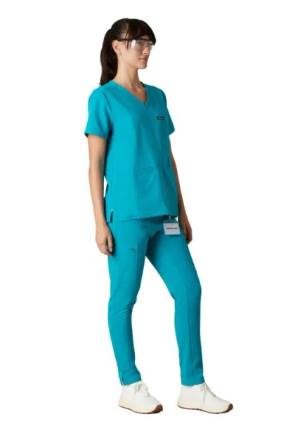 Members Only Siena 5-pocket V-neck Scrub Top In Blue