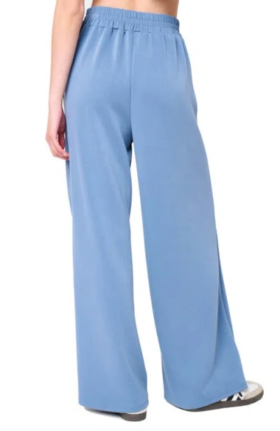 Gibsonlook Luxe Everywhere Pants In Blue