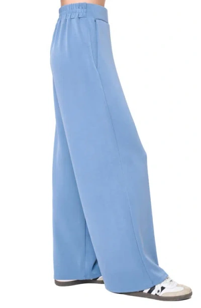 Gibsonlook Luxe Everywhere Pants In Blue