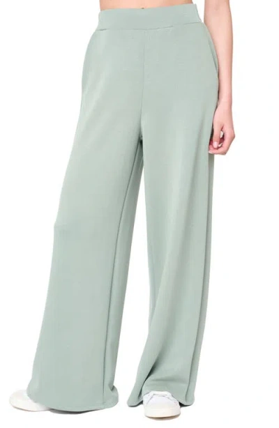 Gibsonlook Luxe Everywhere Pants In Green