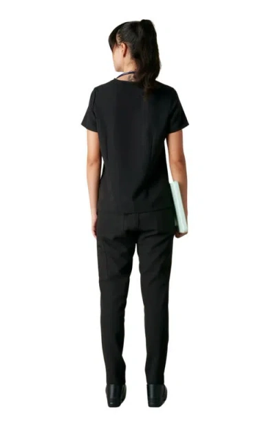 Members Only Bari 1-pocket V-neck Scrub Top For Women In Black