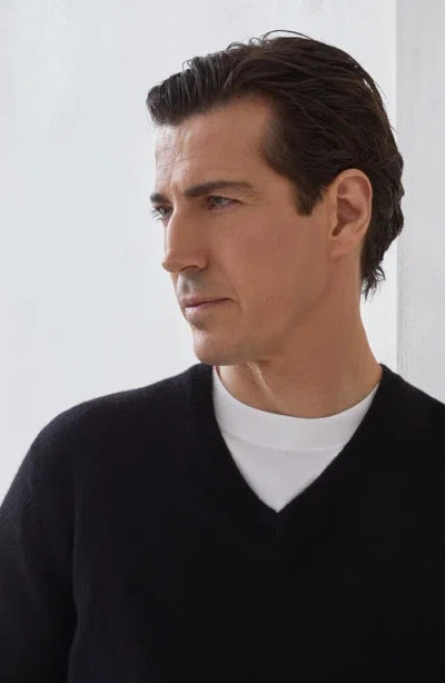 Brunello Cucinelli Cashmere And Silk Lightweight Sweater In Blue