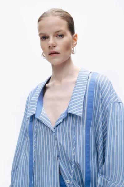 Nocturne Shirt With Woven Label Details In Blue