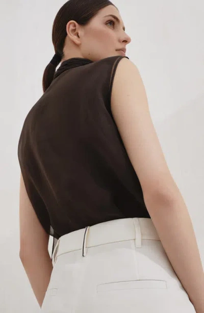 Brunello Cucinelli Slouchy Trousers In Sparkling Linen Canvas With Jewellery