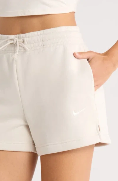 Nike Sportswear Phoenix Fleece Mid-rise 4-inch Shorts In White