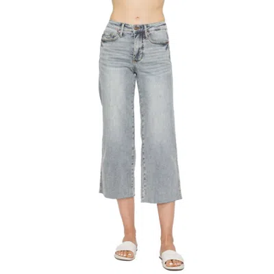 Judy Blue Midrise Tummy Control Raw Hem Wide Leg Crop Denim In Light Blue In Blue