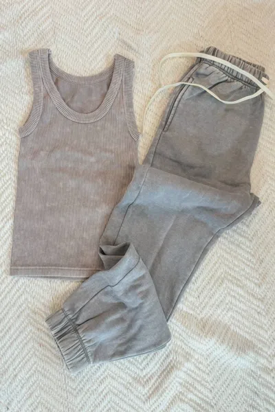 Zenana Women's Weekend Hangs Lounge Set In Sleet In Gray