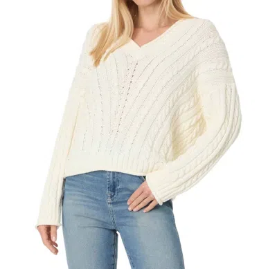 Michael Stars Murphy V-neck Sweater In Chalk In White
