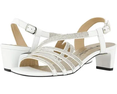 Walking Cradles Lettie Sandal Womens 9.5 White Leather Adjustable Buckle Khd2083 In White