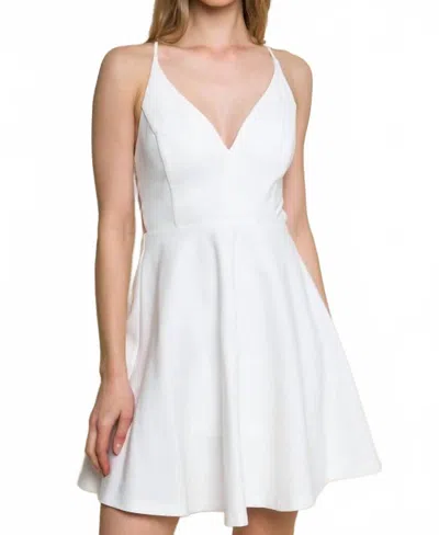 Love Tree Anything But Simple Dress In White In White