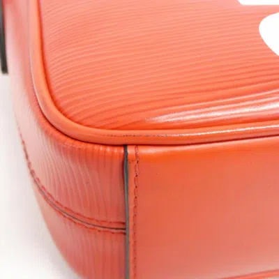 Pre-owned Louis Vuitton Rouge Shoulder Bag ()
