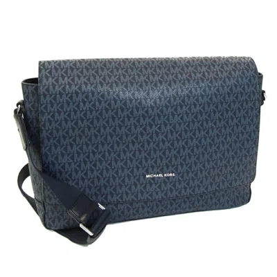 Pre-owned Michael Kors Navy Pvc Leather Shoulder Bag ()