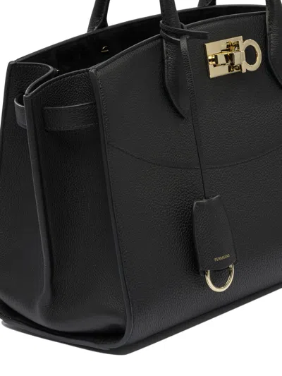 Ferragamo Textured Leather Shoulder Bag In Black