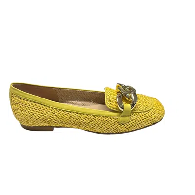 Status - T83/110 824 Yellow Z8210stu-210 In Multi