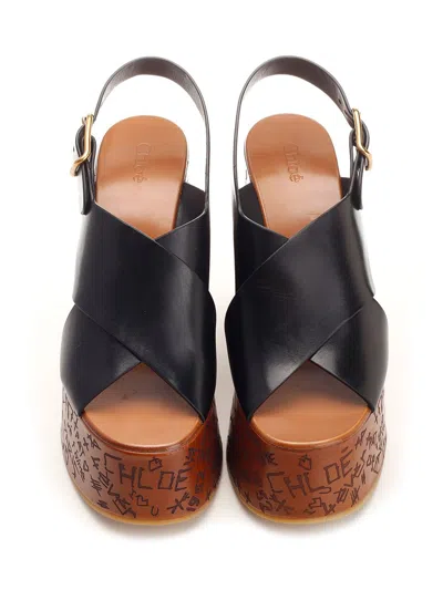 Chloé Black Leather Sandals With Cross-strap Design