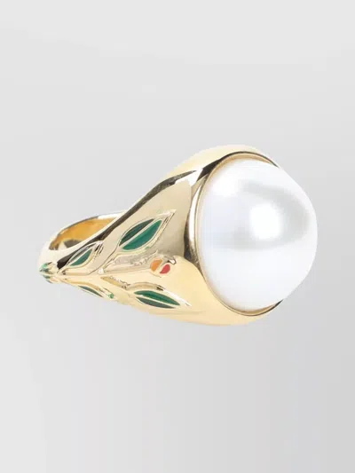 Casablanca Pearl Signet Ring Laurel Detailing In Gold