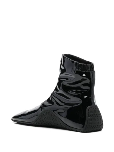 Alaïa Women La Sneaker In Stretch Patent Fabric